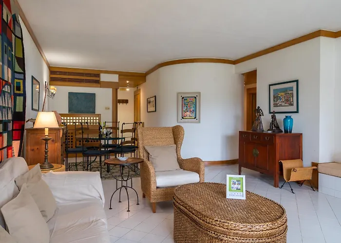 Bmyguest - Quinta Do Garden 아파트 알만실